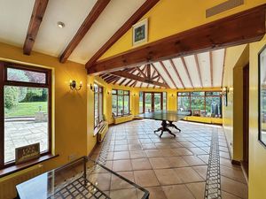 Photo 24- click for photo gallery